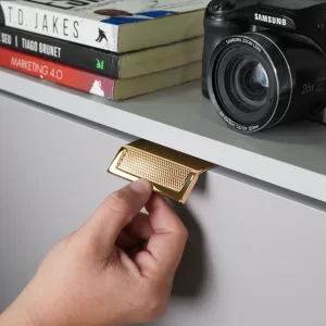 Puxador para Móvel Citizen 45° Gold Brilhante 65mm Zen Design