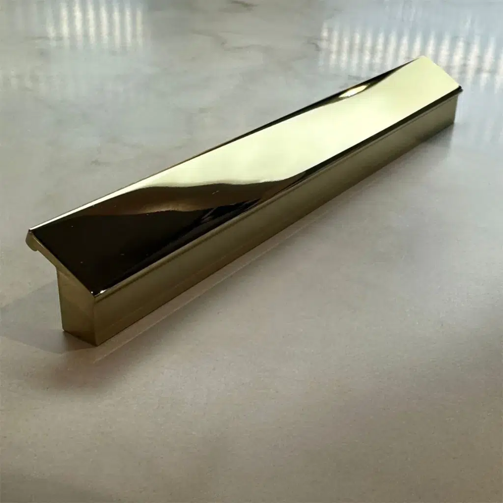 Puxador para Móvel Ken Gold Brilhante 128mm Zen Design