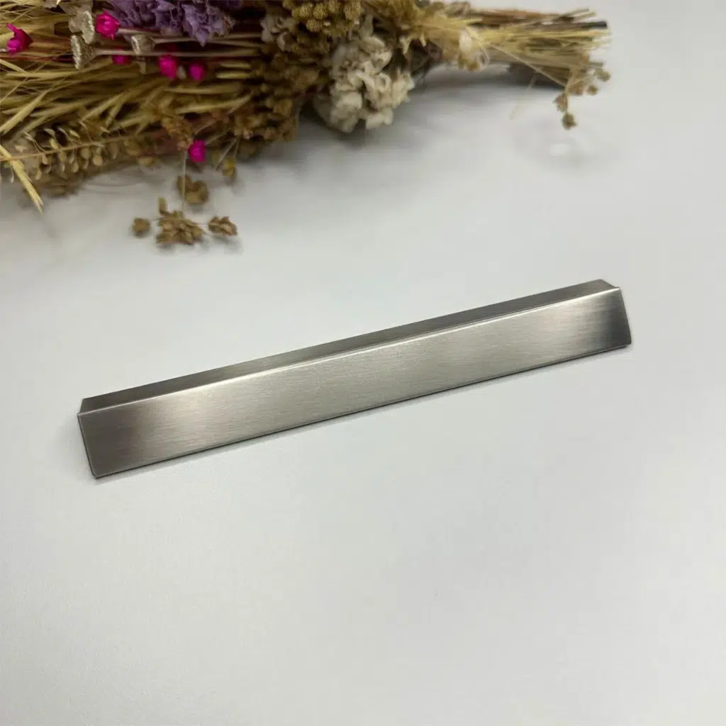 Puxador para Móvel Ken Níquel Escovado 128mm Zen Design