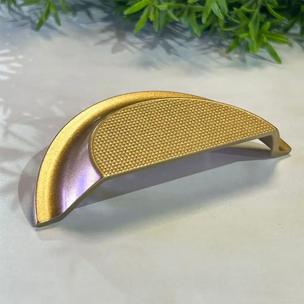 Puxador para Móvel Kitten 64mm Dourado Matte Zen Design