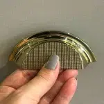 Puxador para Móvel Kitten 64mm Gold Brilhante Zen Design