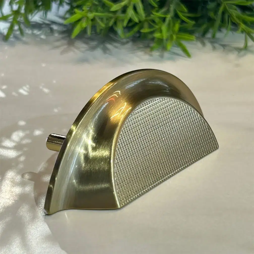 Puxador para Móvel Kitten 64mm Gold Escovado Zen Design