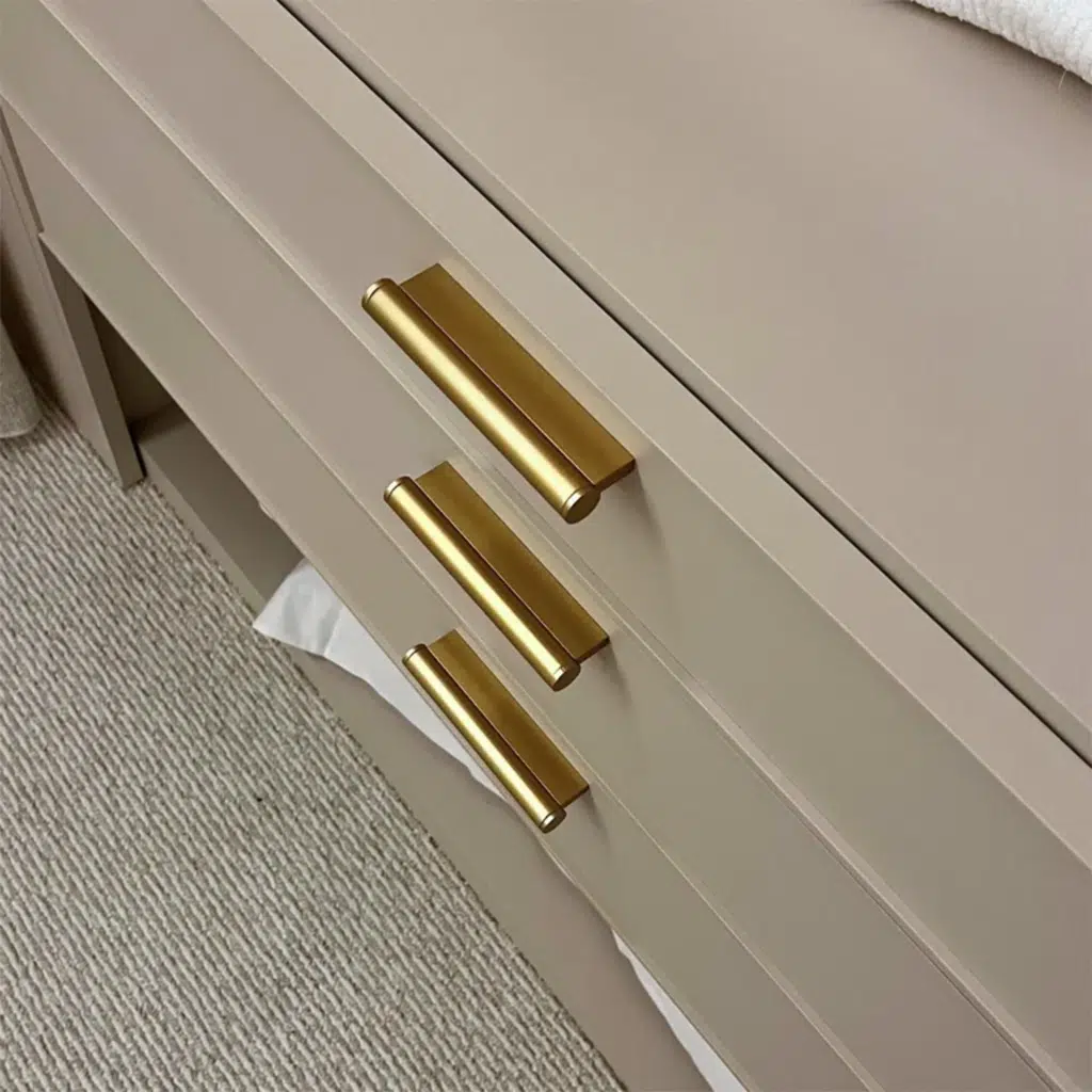 Puxador para Móvel Sorento 96mm Dourado Matte Zen Design