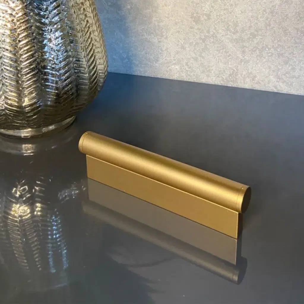 Puxador para Móvel Sorento 96mm Dourado Matte Zen Design
