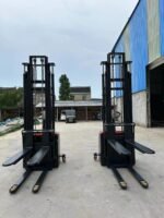 Empilhadeira Elétrica Patolada Elevação 5,5m 2 Toneladas Kzi - Imagem 2