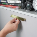 Puxador para Móvel Ken Gold Escovado 128mm Zen Design