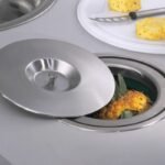 Lixeira de Embutir com Balde Plástico e Tampa em Inox Escovado - 8 Litros - Imagem 2