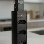 Torre de Tomada Retrátil Multiplug Preta Kazalinda para Embutir em Mesa - Imagem 5