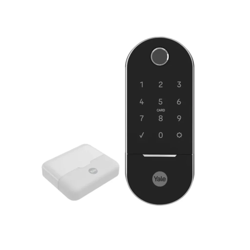 Combo fechadura digital Yale Lia BP cromada para porta de correr em fundo branco