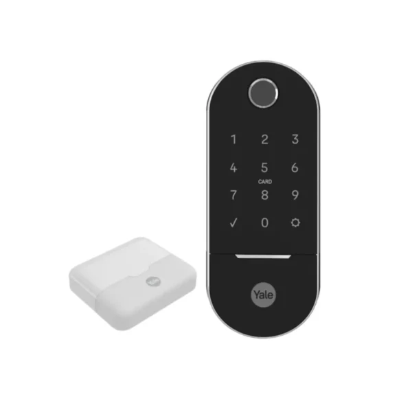 Combo fechadura digital Yale Lia BP cromada para porta de correr em fundo branco