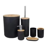 Kit banheiro Plasvale com detalhes em bambu em perspectiva 3-4