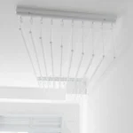 Varal de teto branco 120cm com 8 varetas Kazalinda foto real apartamento