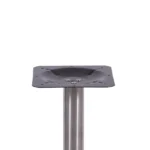 Close do acabamento inox escovado da base de mesa OR 2202