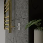 Toalheiro Térmico Quadrado Dourado Polido Kazalinda Bivolt com Timer Touch banheiro sofisticado instalado