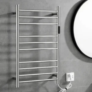 Toalheiro térmico redondo grande inox polido Kazalinda instalado em banheiro sofisticado em close