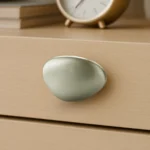 Puxador de Armário Níquel Velho Seixo G Zen Design para móveis de luxo