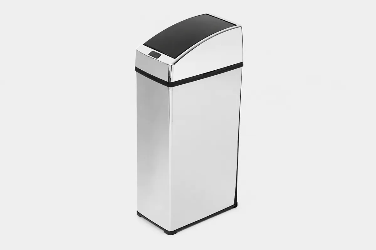Lixeira automática inox 6 litros quadrada Kazalinda em fundo neutro