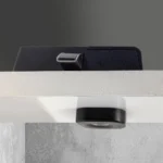 Comparativo de tamanho da fechadura digital para móveis com biometria
