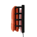 Toalheiro térmico elétrico pequeno preto para 1 toalha Flape com aquecimento até 45°C e acabamento em aço carbono pintura eletrostática preta