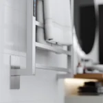 Toalheiro elétrico inox escovado Titan com 6 barras quadradas, Wi-Fi e Alexa para banheiro moderno