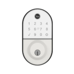 Fechadura digital Yale Compact Rolete branca com painel de acesso biométrico